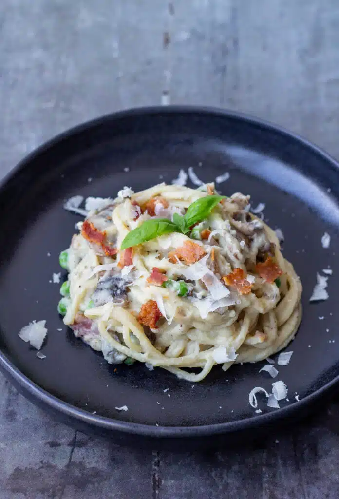 Pastaret med blomkålssauce