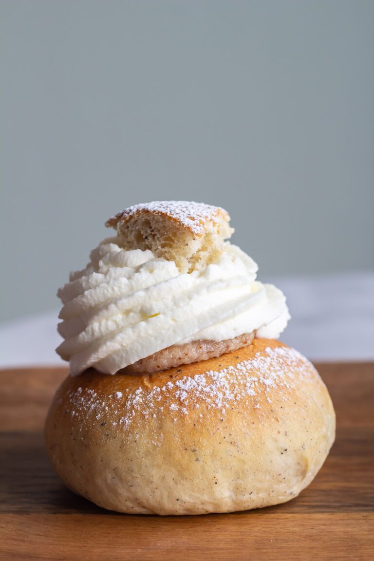 Semlor Opskrift | Opskrift På Svenske Fastelavnsboller